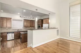 5227 Lillian St, Houston, TX 77007 - Photo 18