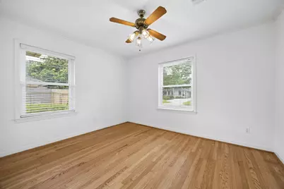 2038 McClendon Street, Houston, TX 77030 - Photo 8