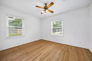 2038 McClendon St, Houston, TX 77030 - Photo 8