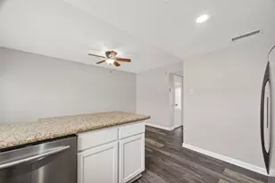 7031 Chasewood Dr, Missouri City, TX 77489 - Photo 14