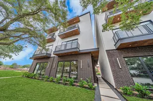1135 Lake Pointe Pkwy, Sugar Land, TX 77478 - Photo 2