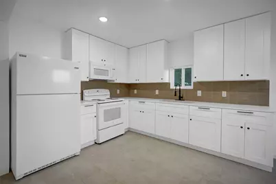 314 County Road 3577 #B, Cleveland, TX 77327 - Photo 8