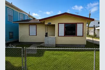 2211 Avenue O, Galveston, TX 77550 - Photo 1
