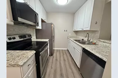 1516 Bay Area Boulevard #F4, Houston, TX 77058 - Photo 2