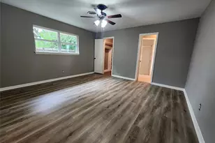 2304 Belvedere Dr, Baytown, TX 77520 - Photo 6