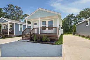 22837 E Community Dr, New Caney, TX 77357 - Photo 2