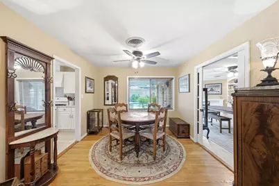 9910 Pine Lake Drive, Houston, TX 77055 - Photo 6