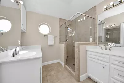 5951 South Loop E #52, Houston, TX 77033 - Photo 8