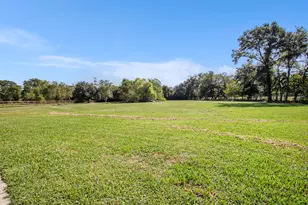 12421 Roy Rd, Brookside Village, TX 77581 - Photo 36