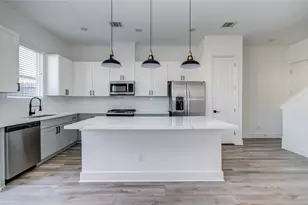 2054 Johanna Crk Dr, Houston, TX 77055 - Photo 14