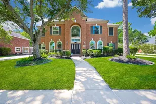 4306 Island Hills Dr, Pasadena, TX 77059 - Photo 1