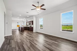 12239 Danza Dr, Willis, TX 77318 - Photo 4