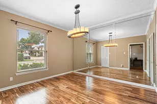 3749 Wakeforest St, Houston, TX 77098 - Photo 10