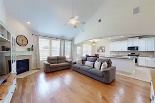 17402 Rainer Valley Ln, Humble, TX 77346 - Photo 10