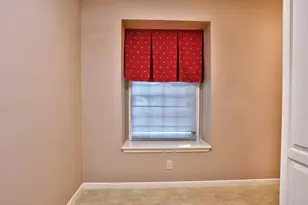 7441 Brompton St, Houston, TX 77025 - Photo 10