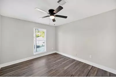 6835 Laughlin Drive, Missouri City, TX 77489 - Photo 22