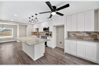 6835 Laughlin Drive, Missouri City, TX 77489 - Photo 16