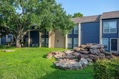 1100 Graham Drive #306, Tomball, TX 77375 - Photo 18