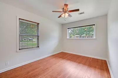 1915 Vinewood Drive, Bryan, TX 77802 - Photo 12