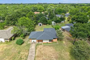 1915 Vinewood Dr, Bryan, TX 77802 - Photo 22