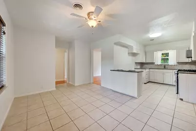 1915 Vinewood Drive, Bryan, TX 77802 - Photo 6