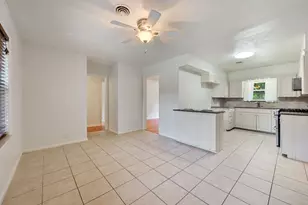 1915 Vinewood Dr, Bryan, TX 77802 - Photo 6