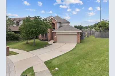 15227 Victoria, Baytown, TX 77523 - Photo 2