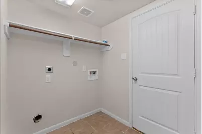 15227 Victoria, Baytown, TX 77523 - Photo 22