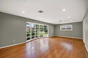 2202 Viking Dr, Houston, TX 77018 - Photo 4