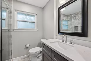 2202 Viking Dr, Houston, TX 77018 - Photo 12