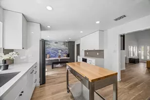 1 Sandlily Ct, The Woodlands, TX 77380 - Photo 12