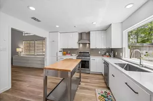 1 Sandlily Ct, The Woodlands, TX 77380 - Photo 10