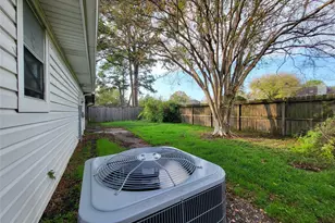 9406 Walnut Glen Dr, Houston, TX 77064 - Photo 20