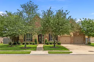 11912 Linden Walk Ln, Pearland, TX 77584 - Photo 2