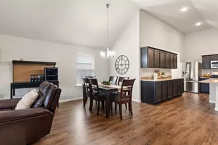 2018 Eagle View Dr, Navasota, TX 77868 - Photo 10