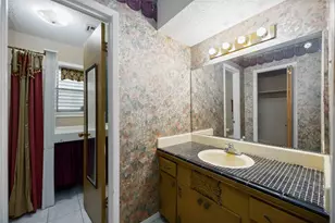 2612 Lake Park Dr Dr, La Marque, TX 77568 - Photo 24