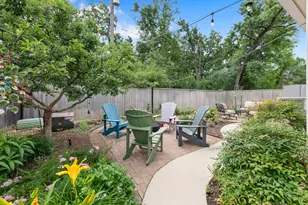 919 Grand Oaks Cir, College Station, TX 77840 - Photo 32