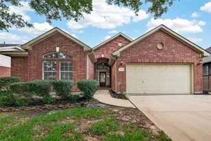 7019 Fountain Lilly Dr, Humble, TX 77346 - Photo 2
