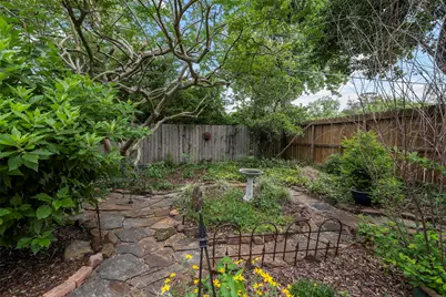 2114 Saxon Drive, Houston, TX 77018 - Photo 16