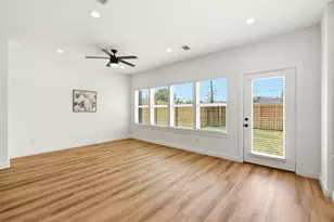 6004 Bacher St, Houston, TX 77028 - Photo 10