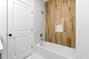 6004 Bacher St, Houston, TX 77028 - Photo 34