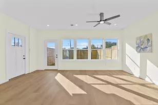 6004 Bacher St, Houston, TX 77028 - Photo 10