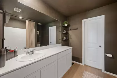 9410 Songlark Crest Dr, Baytown, TX 77521 - Photo 18