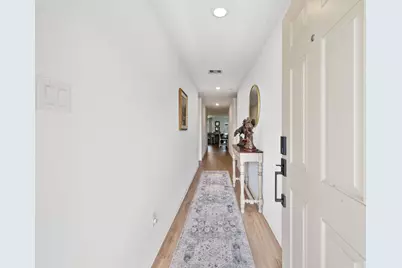 9410 Songlark Crest Dr, Baytown, TX 77521 - Photo 4