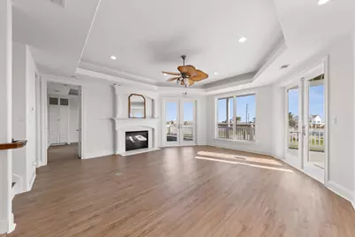 20919 W Sunset Bay Drive, Galveston, TX 77554 - Photo 6