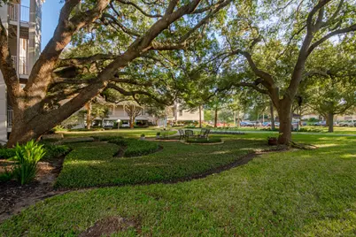 401 Lakeside Lane #203, Houston, TX 77058 - Photo 10