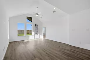 22107 Strathfield Cir, Cypress, TX 77433 - Photo 6