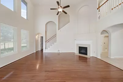 6015 Biltmore Court, Rosenberg, TX 77471 - Photo 4