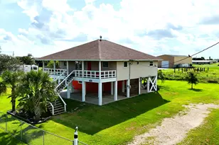 1404 Pickney Ave, Port Bolivar, TX 77650 - Photo 1