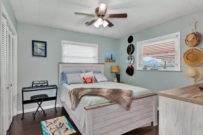 1404 Pickney Avenue, Port Bolivar, TX 77650 - Photo 22